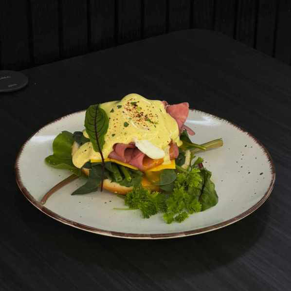 Breakfast / صبحانه